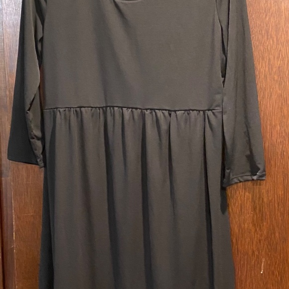 New Maternity Black, long sleeve dress - Picture 4 of 6